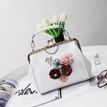 Load image into Gallery viewer, Mara's Dream 2018 Elegant Flowers Appliques Summer Women Bag Luxury Shell Party Handbag Casual PU Solid Women Shoulder Bags